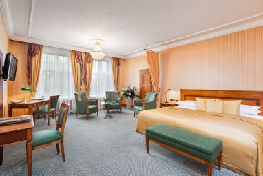 BEST WESTERN PREMIER Grand Hotel Russischer Hof: Habitación