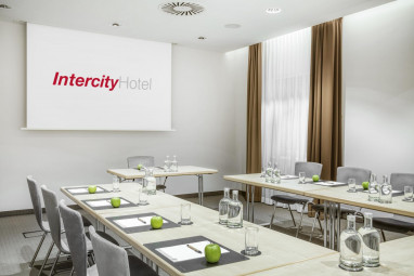 IntercityHotel Nürnberg: Sala de conferencia
