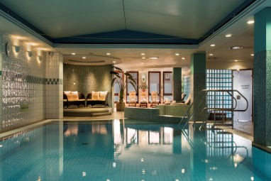 Hilton Dresden: Pool
