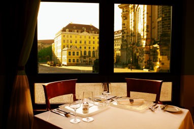 Hilton Dresden: Restaurant