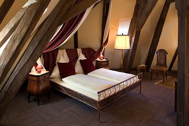 Schlosshotel Neufahrn: Chambre