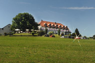 Berggasthof-Hotel Höchsten: Buitenaanzicht