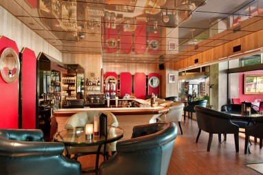 Hilton Rotterdam: Bar/Salón