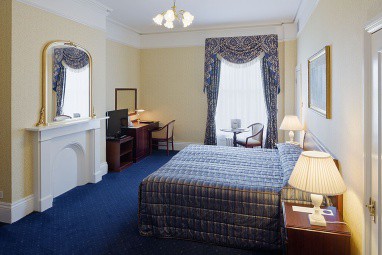 Oatlands Park Hotel: Kamer