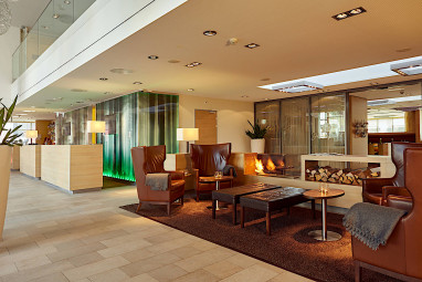 H+ Hotel Zürich: Lobby