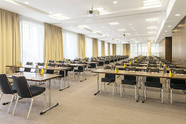NH Collection Dresden Altmarkt: Salle de réunion