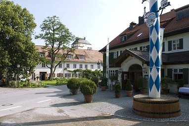 Brauereigasthof Hotel Aying: Buitenaanzicht