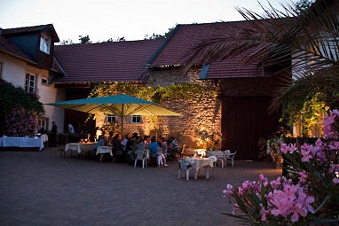 Landhotel und Weinrestaurant Espenhof: Buitenaanzicht
