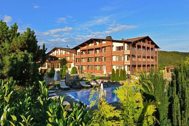 FREUND Das Hotel & SPA-Resort: Buitenaanzicht