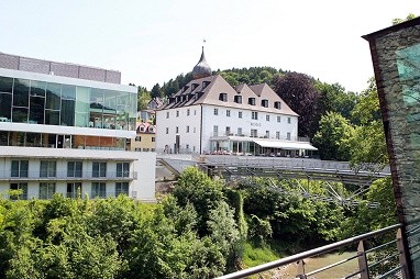 Das Schloss An Der Eisenstrasse: Vista exterior