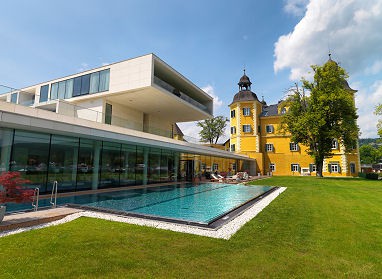 Falkensteiner Schlosshotel Velden : Vista exterior