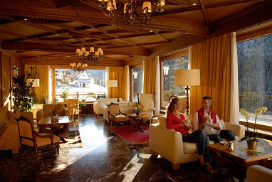 Romantik Hotel Post Weisses Rössl: Bar/Salón