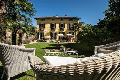 Romantik Hotel Villa Carona: Вид снаружи