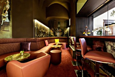 Living Hotel De Medici: Bar/Salón