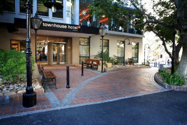 Townhouse Hotel: Buitenaanzicht