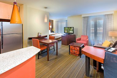 Residence Inn Charleston North/Ashley Phosphate: Suite