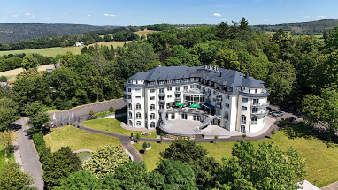 Parkhotel Hachenburg: Exterior View