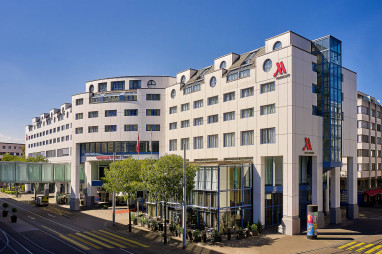Basel Marriott Hotel: Buitenaanzicht