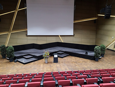 Leuphana Universität Lüneburg: Sala de conferencia