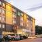 La Quinta Inn & Suites by Wyndham Baltimore N / White Marsh