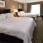 Holiday Inn Express & Suites MILFORD